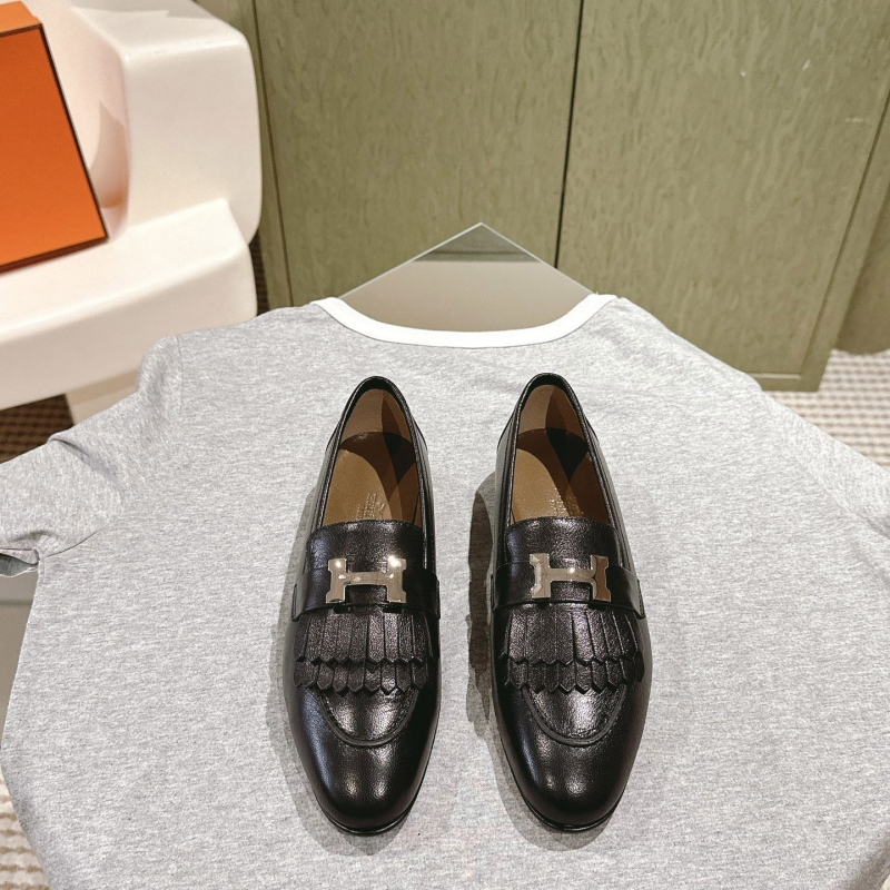 H**mes leather shoes
